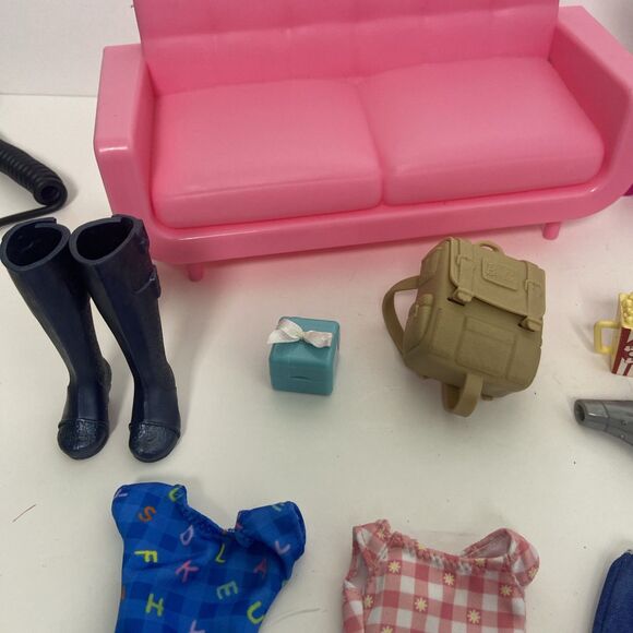 Barbie Miscellaneous Items Clothes Boots Hat Furniture Backpack Shopping Cart - Picture 2 of 8